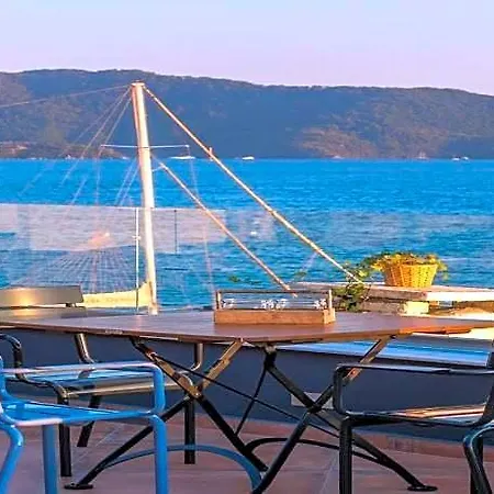 Sunset Hotel 3*