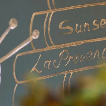 Sunset Boutique Hotel 3*