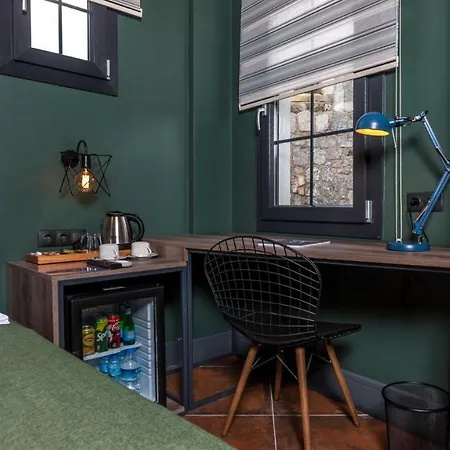 Отель Sunset 3*