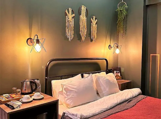 Sunset Hotel 3*