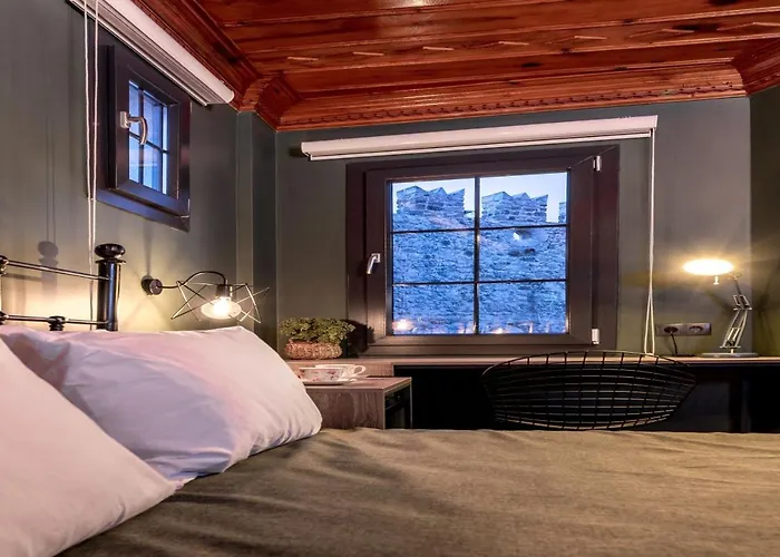 Отель Sunset 3*